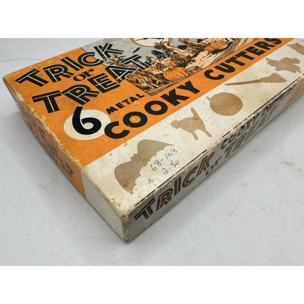 MCM Vintage Halloween Trick or Treat 5 Metal Cookie Cooky Cutters Original Box
